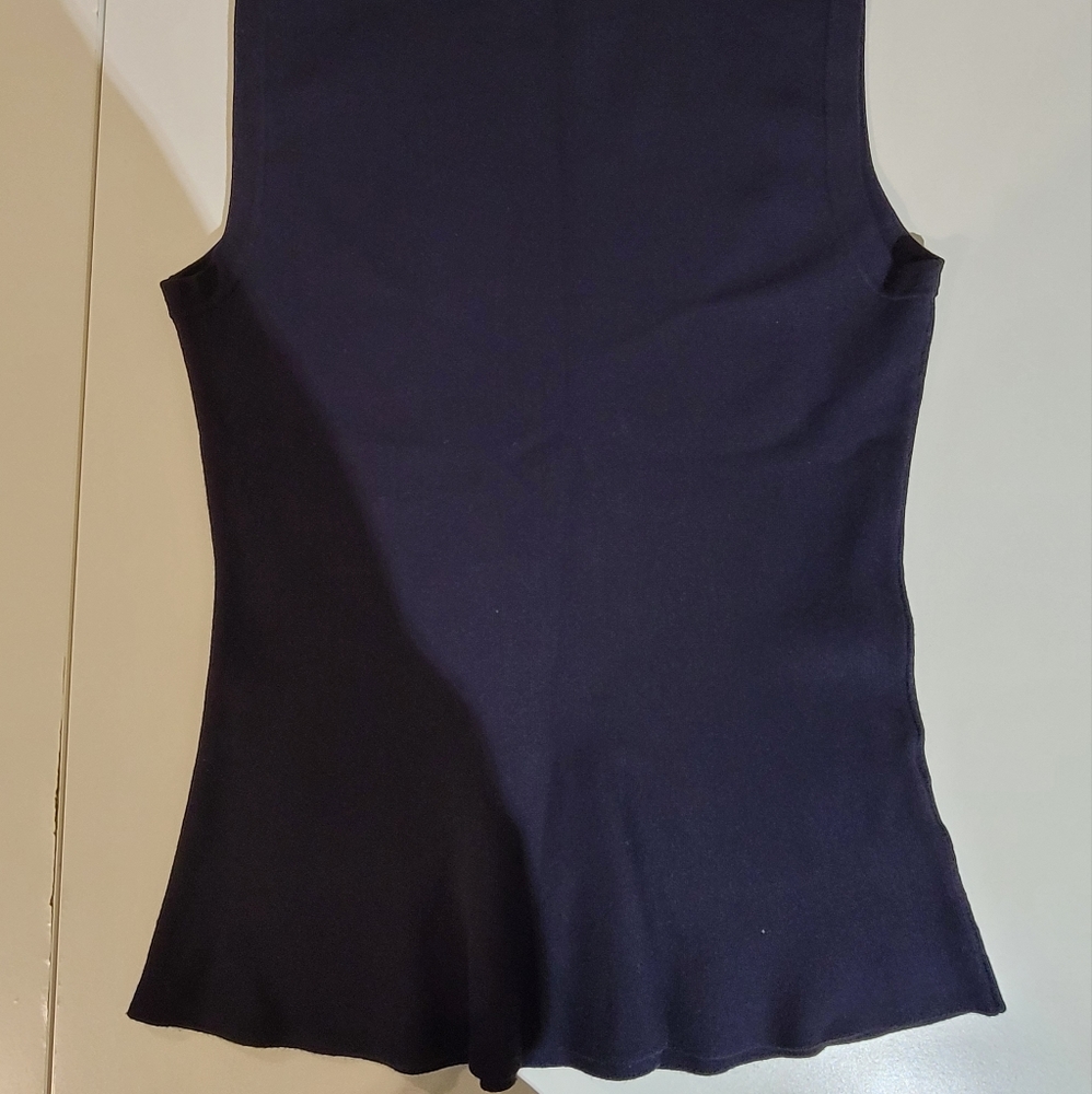 Ann Taylor Navy Sleeveless Sweater Tank Sz XS - Picture 2 of 4